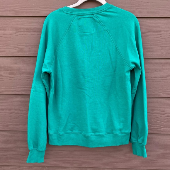 Peace Love World NWOTs Women’s Day Sweatshirt Color Green Clover Size XS - Picture 2 of 6